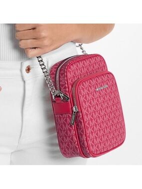 Michael Kors Jet Set Travel
Medium Signature Logo Crossbody Bag Dark Raspberry